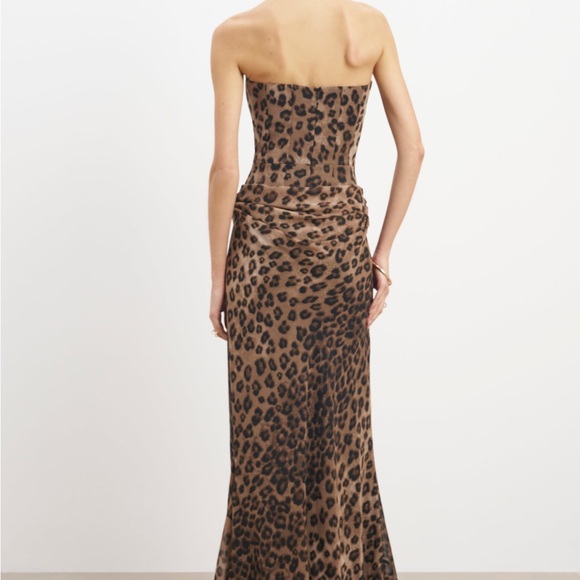 Because of Alice Dress - Picture 3 of 4